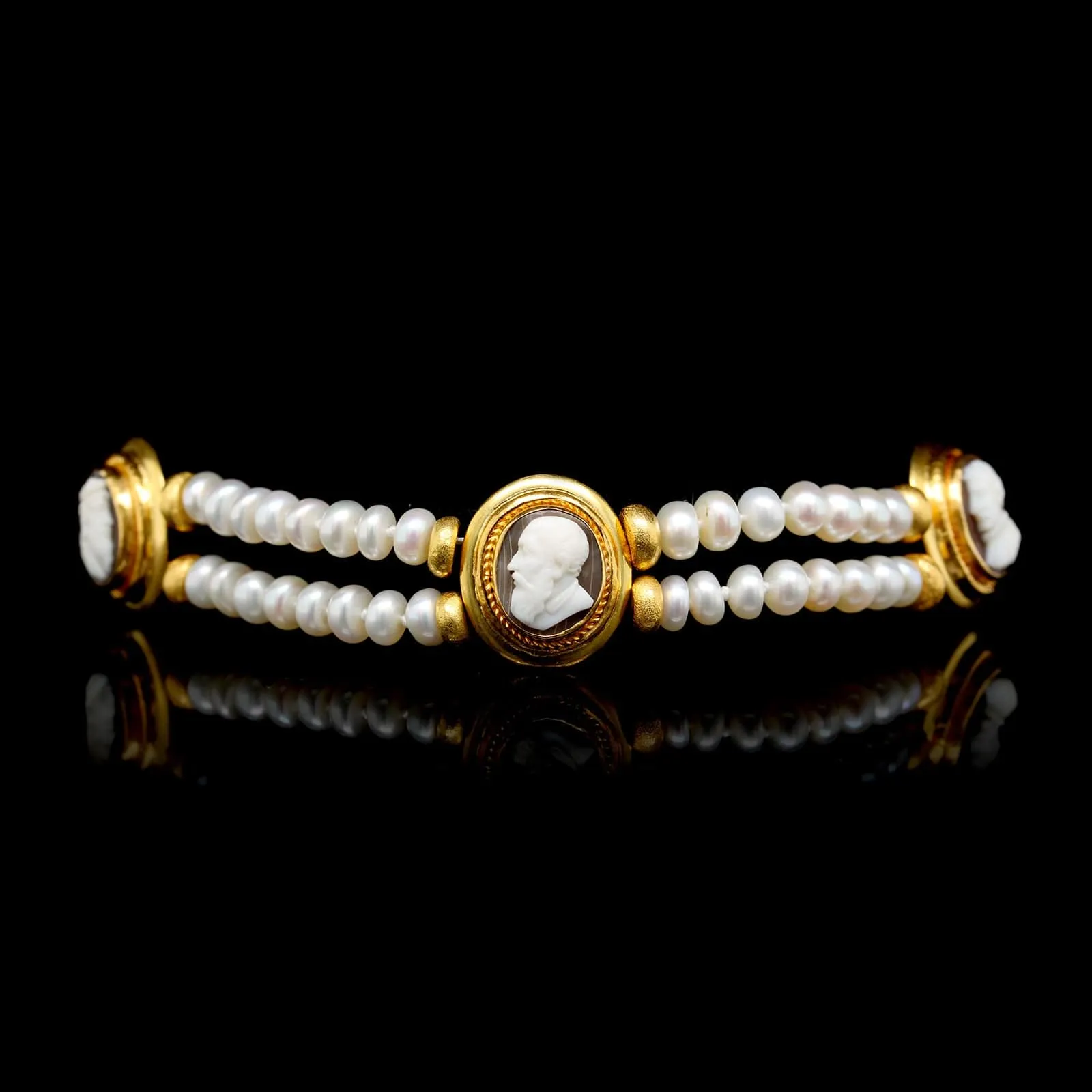 22K Yellow Gold Estate Cultured Freshwater Pearl and Hardstone Cameo Bracelet