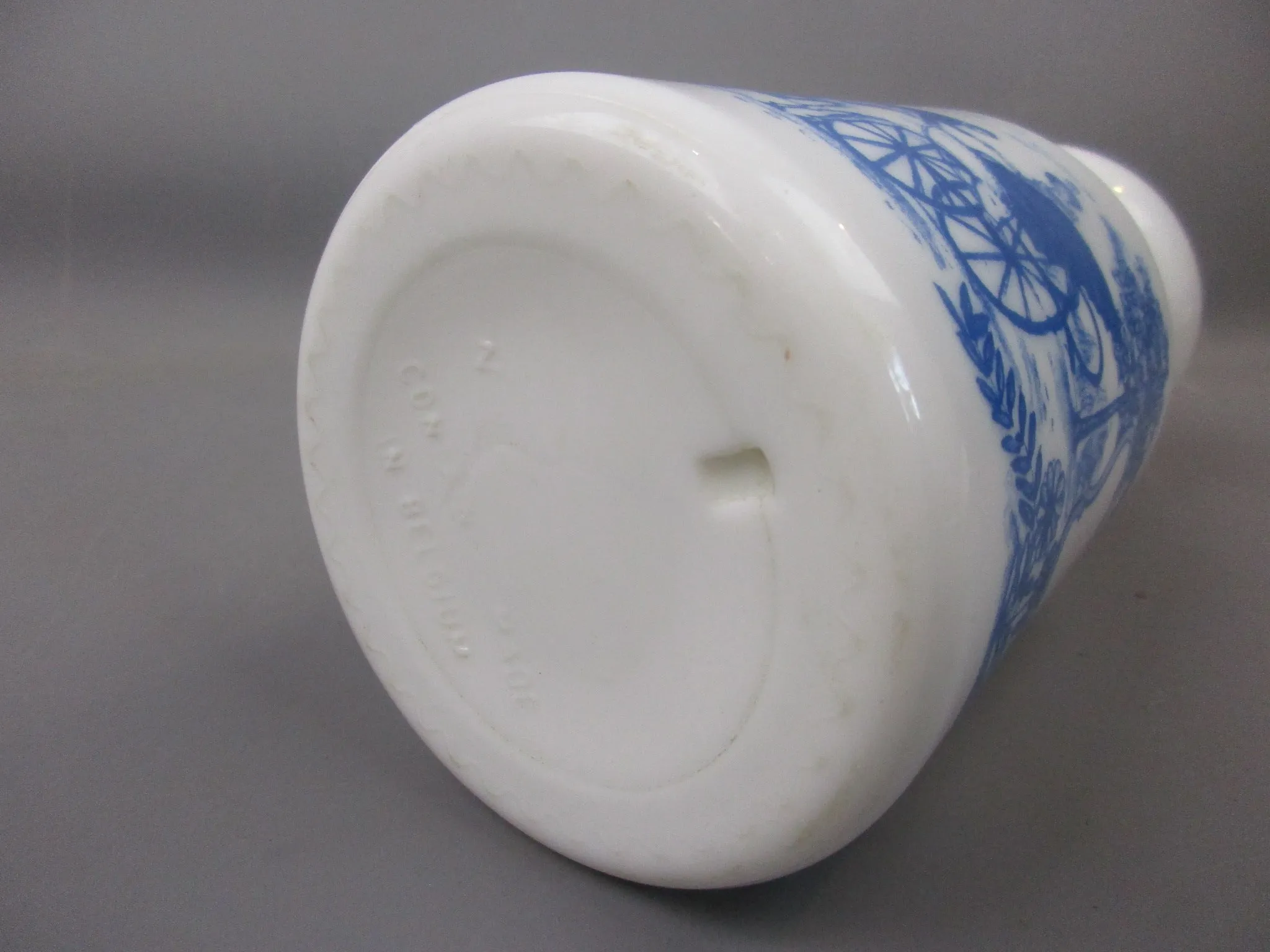 Blue & White Milk Glass Horse & Carriage Design Belgium Apothecary Jar Vintage c1960